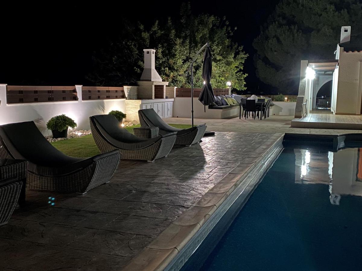 The Belvedere Villa Latchi Buitenkant foto